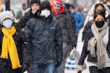 அமெரிக்க மாகாணங்களில் தீவிரமாகும் Omicron: நெருக்கடியில் மருத்துவமனைகள்