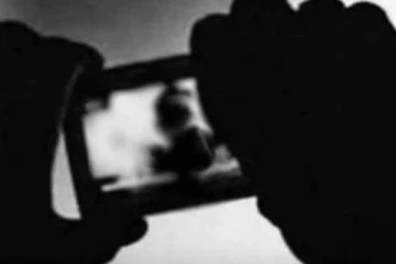 மாணவிக்கு அடிக்கடி ஆபாச படத்தை போட்டு காட்டி பாலியல் தொல்லை கொடுத்த ஆசிரியர் கைது!