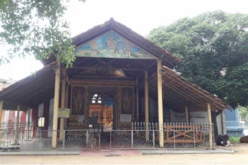 யாழில் அழிவின் விளிம்பில் தொன்மை வாய்ந்த ஆலயம் ; தொல்லியல் திணைக்களம் மீது குற்றச்சாட்டு