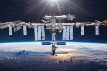 சர்வதேச விண்வெளி மையமனது இந்தியா, சீனா மீது விழும் - ரஷியா கடும் எச்சரிக்கை