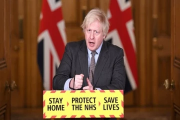 கொரோனா கட்டுப்பாடுகளிலிருந்து தப்ப வழியே இல்லையா: பிரித்தானியா அறிவியலாளர்களின் கருத்து என்ன?