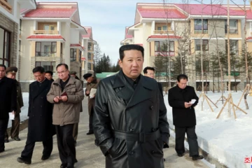 35 நாட்களுக்கு பிறகு பொதுவெளியில் தோன்றிய கிம் ஜாங்! எங்கு சென்றுள்ளார் தெரியுமா?