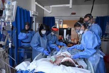 பிரித்தானியாவில் ஒரே வாரத்தில் அதிகரித்த மரணமடைந்தோர் எண்ணிக்கை