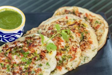 1 கப் ரவை இருந்தால் போதும்... சுவையான ஊத்தப்பம் தயாரிக்கலாம்