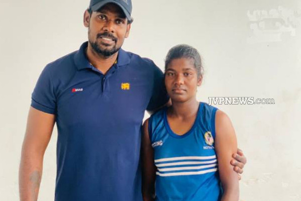 தேசிய மட்ட அளவில் சாதனை படைத்த வவுனியா மாணவிகள்! (Photos) | Vavuniya Students Achieved National Level Boxing