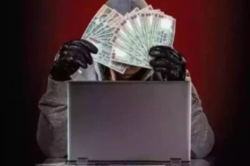 பாட்டியின் வங்கி கணக்கில் ரூ.80 லட்சம் இருப்பதாக சக மாணவர்களிடம் பகிர்ந்த பள்ளி மாணவி.., அடுத்து நடந்த அதிர்ச்சி சம்பவம்