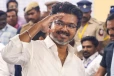 பரபரப்பின் உச்சத்தில் தமிழகம்! நாளை மாலை 3 மணிக்கு பதவியேற்க ஆளுநரிடம் நேரம் கேட்ட விஜய்
