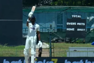 දේව්දත් පඩික්කල්ගෙන් අර්ධ ශතකයක් [LIVE VIDEO]