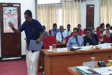 காதல் விடயங்கள் மோசடி ; யாழ்.கூட்டத்தில் அமளி துமளியால் வெளியேறினார் ஸ்ரீதரன் எம்.பி