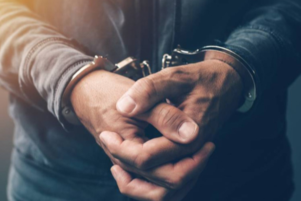 யாழில் இரகசிய தகவலால் சிக்கிய 20 வயது போதை வியாபாரி | 20Yo Drug Dealer Caught In Jaffna Tip Off
