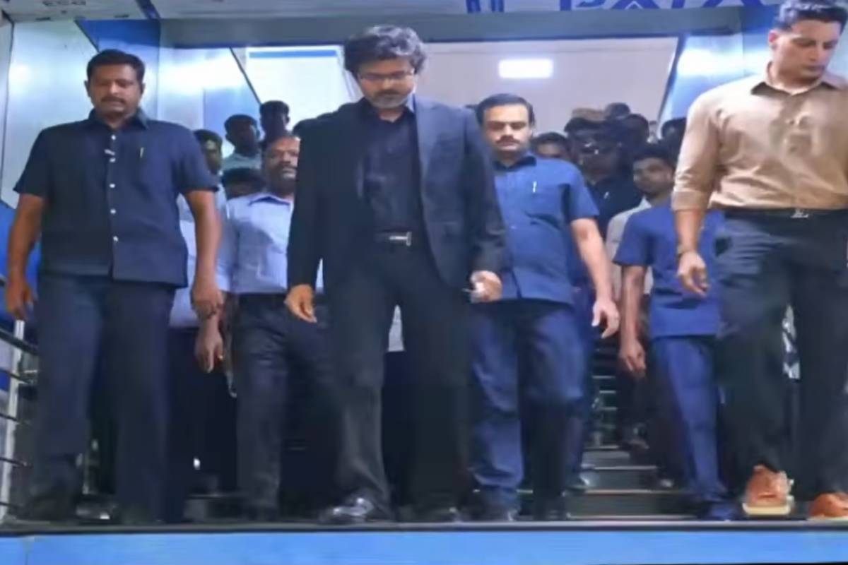 டிக்கெட் எடுத்து மெட்ரோ ரயிலில் பயணித்த முதல்வர் விஜய் | Cm Vijay Travels In Chennai Metro Inspection