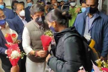 உக்ரைன் ரஷியா போர்: 198 பேர் உயிரிழப்பு.. சிக்கியிருந்த 250 இந்தியர்கள் மீட்பு