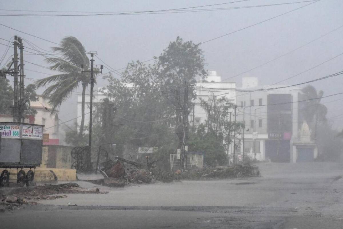 வங்கக்கடலில் உருவானது அர்னாப் புயல்- வானிலை மையம் எச்சரிக்கை | Cyclone Arnab Has Formed In The Bay Of Bengal வங்கக்கடலில் உருவானது அர்னாப் புயல்- வானிலை மையம் எச்சரிக்கை | Cyclone Arnab Has Formed In The Bay Of Bengal