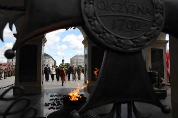 மிகவும் பயங்கரமான துயரம்... ஜேர்மனியிடம் டிரில்லியன் டொலர் இழப்பீடு கோரிய நாடு