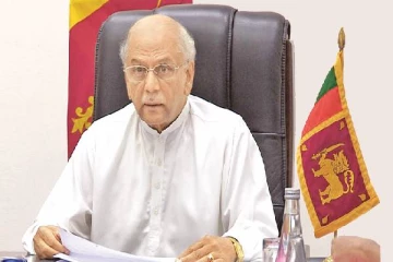 புதிய பிரதமர் உத்தியோகபூர்வமாக கடமைகளை ஆரம்பித்துள்ளார்