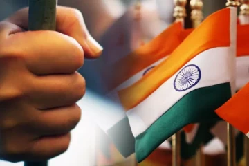 மூன்று இலங்கையர்கள் இந்தியாவின் பெங்களூரில் கைது