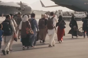 டிரம்ப் உத்தரவால் ஆப்கான் அகதிகளிற்கு நெருக்கடி