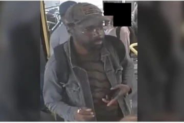 கனடாவில் பஸ்ஸில் மோசமாக நடந்த நபரை தேடும் பொலிஸார்