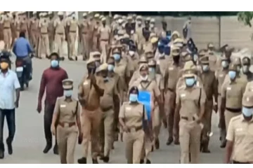 தமிழகத்தில் 9 மாவட்ட ஊரக உள்ளாட்சித் தேர்தல் பணிகள் தீவிரம் : காவல்துறையினர் கொடி அணிவகுப்பு