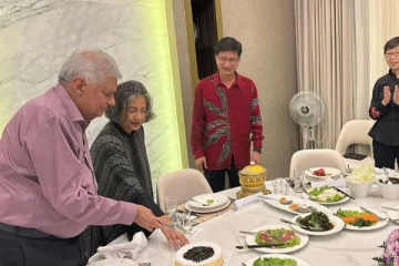 ரணில் பிறந்தநாளுக்கு விருந்துகொடுத்த சீன தூதுவர்