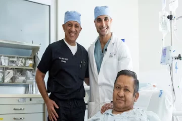 உலகின் முதல் மனிதச் சிறுநீர்ப்பை அறுவை சிகிச்சை; லாஸ் ஏஞ்சல்ஸ் மருத்துவர்கள் சாதனை