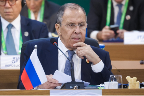 ரஷ்ய வெளியுறவு அமைச்சர் மாயம்: பதவியைப் பறித்தாரா புடின்? | Lavrov Absence After Putin Outburst Over Trump ரஷ்ய வெளியுறவு அமைச்சர் மாயம்: பதவியைப் பறித்தாரா புடின்? | Lavrov Absence After Putin Outburst Over Trump