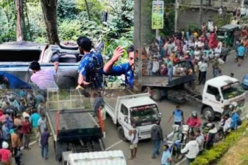 நுவரெலியாவிற்கு சென்ற வாகனம் விபத்து: குழந்தை உட்பட இருவர் பலி