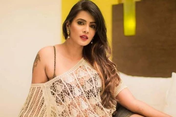 தற்கொலை செய்து நிரூபிப்பேன்... மீரா மிதுன் பதிவிட்ட பரபரப்பு டுவிட்