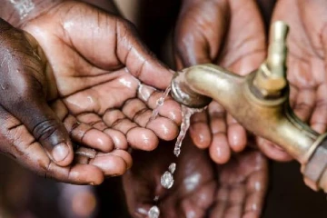 நரகமாகும் தண்ணீர் பஞ்சம்; பெங்களூரை தொடர்ந்து, மேலும் 5 நகரங்கள்! சென்னையின் நிலை என்ன?