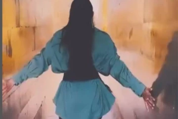 அந்தமாதிரியான காட்சியால் கிடைக்கும் வாய்ப்பு!  கோடியில் புரள சம்பளத்தை ஏற்றிய நடிகை..