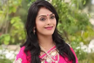 பெண்களை மிரட்டிய சீரியல் நடிகை ஜெயலட்சுமி- போலீஸில் எழுந்த புகார்