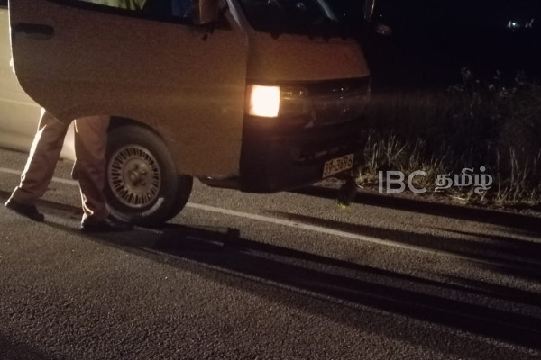 யாழில் அதிகாலையில் காவல்துறையினரால் நடத்தப்பட்ட துப்பாக்கி சூடு: 17 வயது சிறுவன் பலி | Jaffna Police Shooting Death Boy Allaipiddy