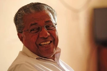 ‘‘நாமஎல்லாரும் ஒன்னு சேரணும் ’’ - 11 மநிலங்களுக்கு கடிதம் .. பினராயி விஜயன் பிளான் என்ன?