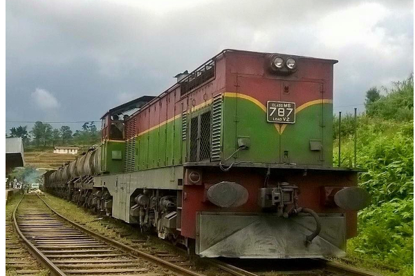 சரக்கு தொடருந்து கட்டணங்கள் பாரியளவில் அதிகரிப்பு | Railway Parcel Rate Hike