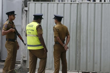 நைலோன் கயிற்றால் கழுத்தை இறுக்கி கொலை; நபர் கைது