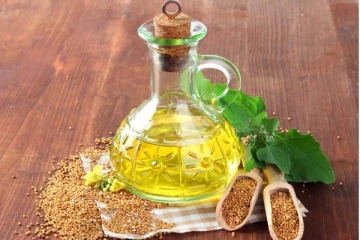 படுக்கும் போது நல்லெண்ணெய்யை முகத்தில் தடவுங்க! பேரழகியாக ஜொலிப்பீர்கள்