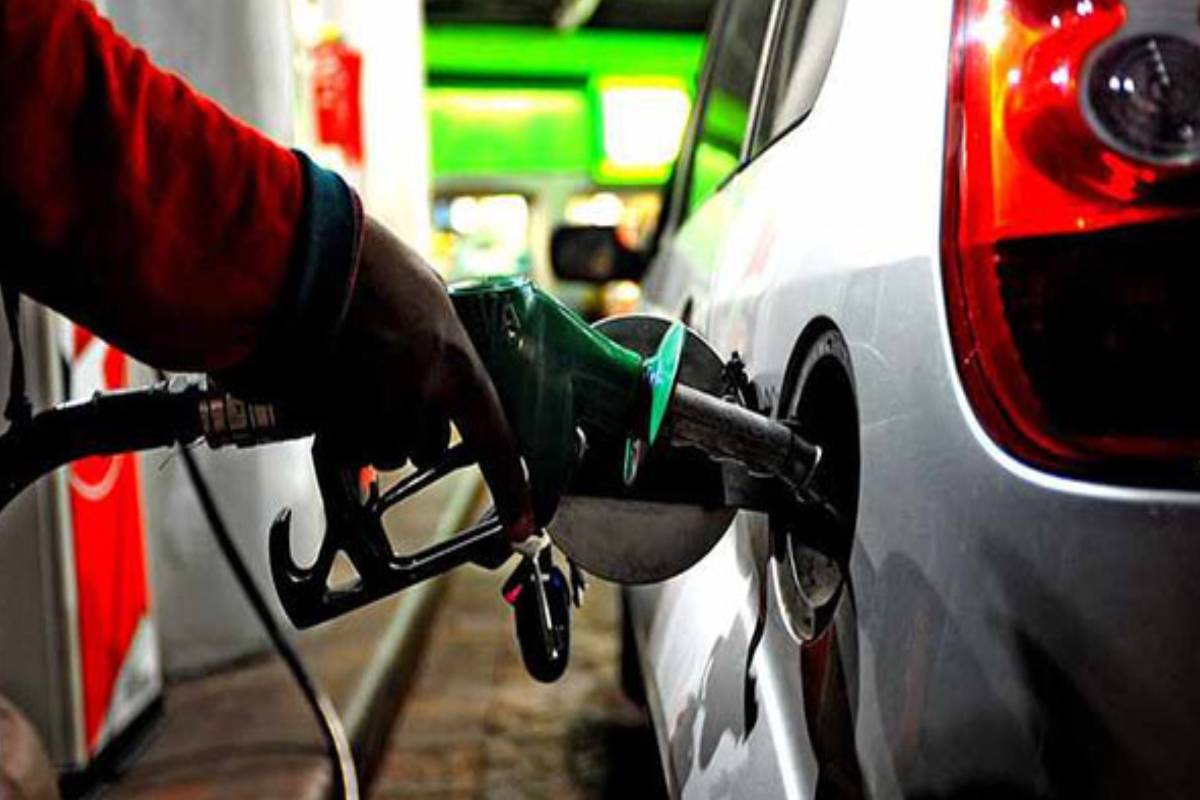 இலங்கையில் திடீரென ஏற்பட்ட எரிபொருள் நெருக்கடி - இருப்புக்கள் தொடர்பில் வெளியான அறிவிப்பு | Srilanka Fuel Crisis இலங்கையில் திடீரென ஏற்பட்ட எரிபொருள் நெருக்கடி - இருப்புக்கள் தொடர்பில் வெளியான அறிவிப்பு | Srilanka Fuel Crisis