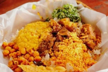 யாழில் சோற்றுப் பாசலில் மட்டைத் தேள்; உணவகத்திற்கு சீல் வைப்பு!