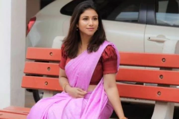 அச்சச்சோ இவ்வளவு பெரிய தழும்பா- சீரியல் நடிகை ஆல்யா மானசா போட்டோ பார்த்து ரசிகர்கள் ஷாக்