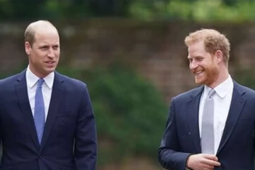 ஒரே நேரத்தில் அமெரிக்கா செல்லும் இளவரசர்கள் ஹரியும் வில்லியமும்... தீராப்பகை முடிவுக்கு வருமா?