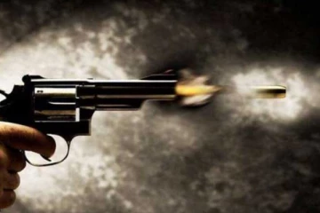 ரூ.5 லட்சம் பணம் கேட்டு ரியல் எஸ்டேட் அதிபர் சுட்டு கொலை!