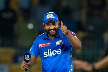 ஜாம்பவான்களை பின்தள்ளி ரோகித் சர்மா படைத்த சாதனை