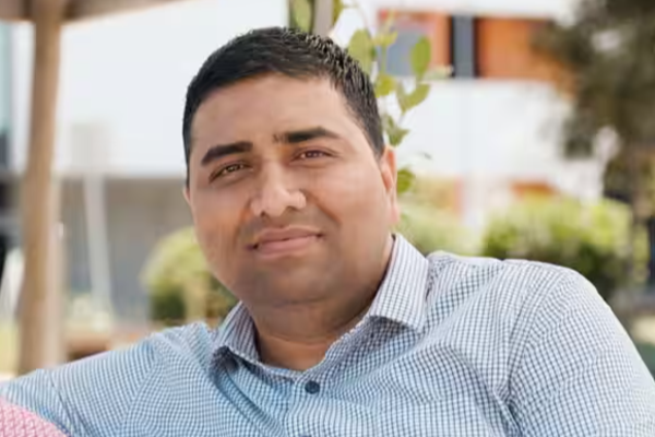 ஆப்பிள் நிறுவனத்தில் இந்திய வம்சாவளியைச் சேர்ந்தவருக்கு கிடைத்த உயரிய பதவி | Indian Origin Appointed To Top Position At Apple