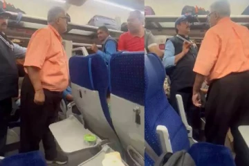 வந்தே பாரத் ரயிலில் அசைவ உணவு- கடுப்பான பயணி..ஊழியரை அறைந்த வீடியோ வைரல்!