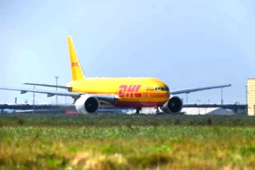 அமெரிக்கா நோக்கி பறக்கும் விமானங்களை தீப்பிடிக்கச்செய்ய ரஷ்யா சதித்திட்டம்