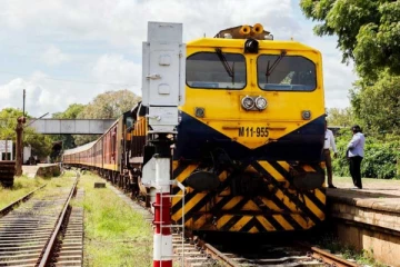 18 நாட்களின் பின் கிழக்கு ரயில் சேவை ஆரம்பம்!