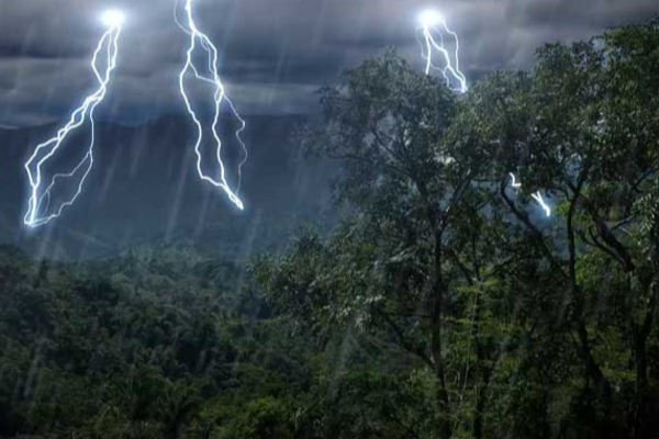 அடுத்த 36 மணி நேரத்தில் இடியுடன் கூடிய மழை பெய்யக்கூடும் | Thunderstorms Are Likely Next 36 Hours Lanka