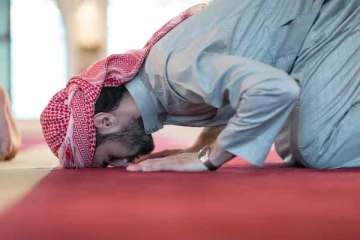 மோசமான திருடன் யார்?