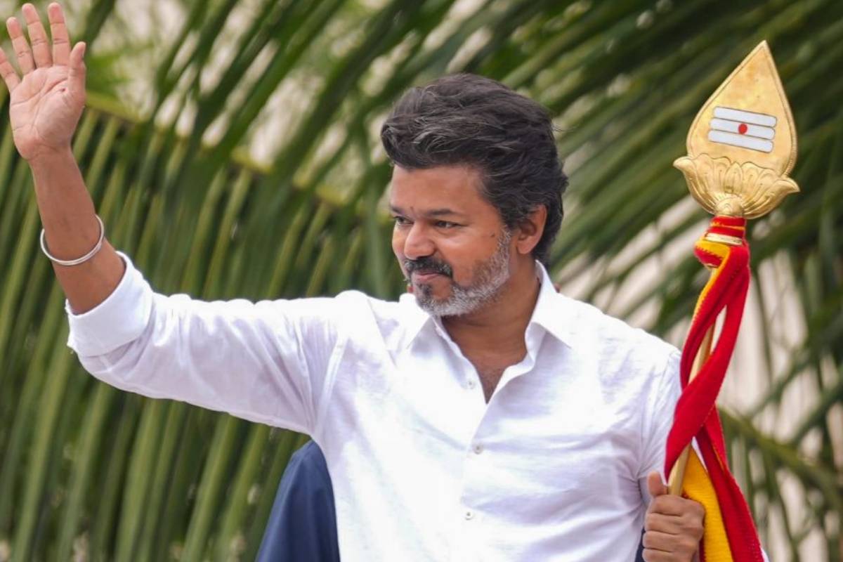 விஜய்யே என்னை அழைத்து பாட சொன்னாலும் நான் அவருக்கு பாட மாட்டேன்... பிக்பாஸ் கானா வினோத் | I Wont Sing For Tvk Vijay Gana Vinodh Open Talk விஜய்யே என்னை அழைத்து பாட சொன்னாலும் நான் அவருக்கு பாட மாட்டேன்... பிக்பாஸ் கானா வினோத் | I Wont Sing For Tvk Vijay Gana Vinodh Open Talk