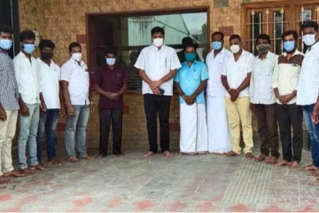 கிருஷ்ணகிரி மாவட்ட ரஜினி மக்கள் மன்றம் கூண்டோடு மாற்றுக் கட்சியில் இணைய திட்டம்!